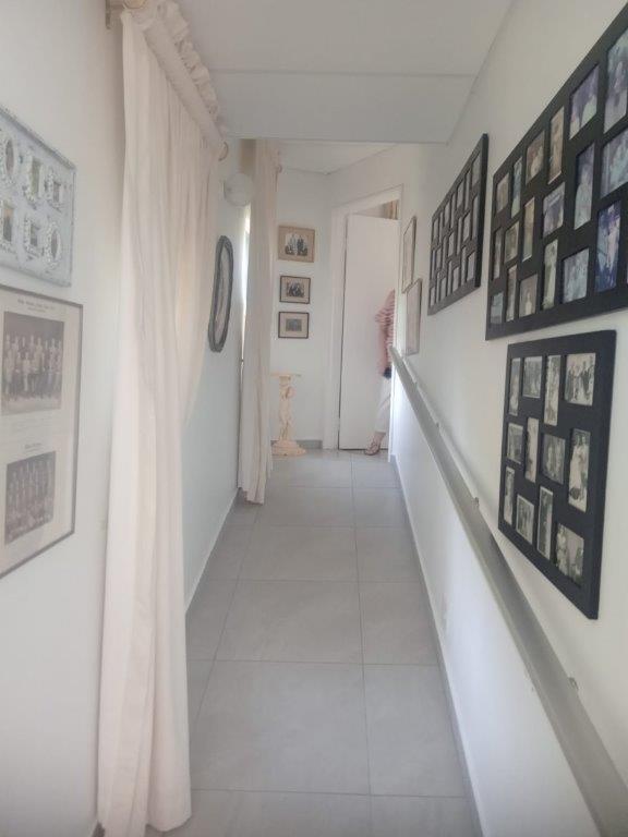 3 Bedroom Property for Sale in Wavecrest Eastern Cape